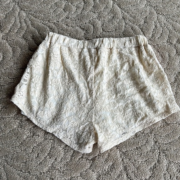 Lace Shorts with Pink Trim Size XS Women’s - Picture 3 of 3